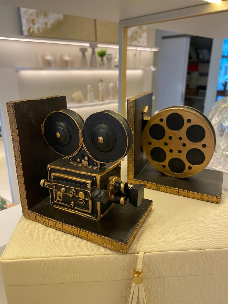 Aparadores de Livro Cinema Vintage